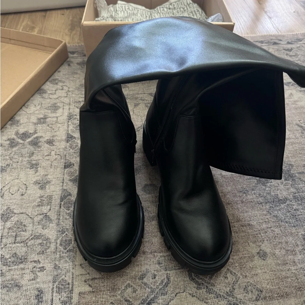 Steve Madden ‘Higher’ Black Knee High Boots - Picture 5 of 9